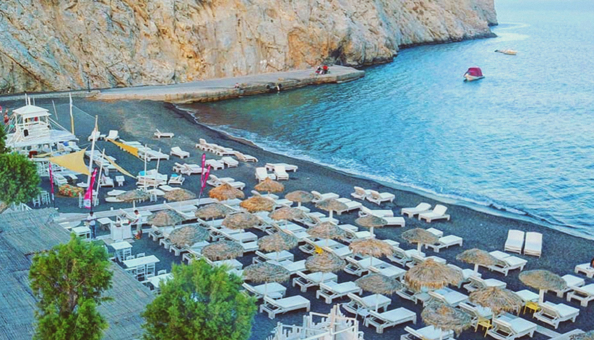Demilmar Luxury Suites — Santorini 847 03